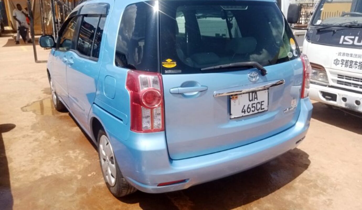 Toyota Raum
