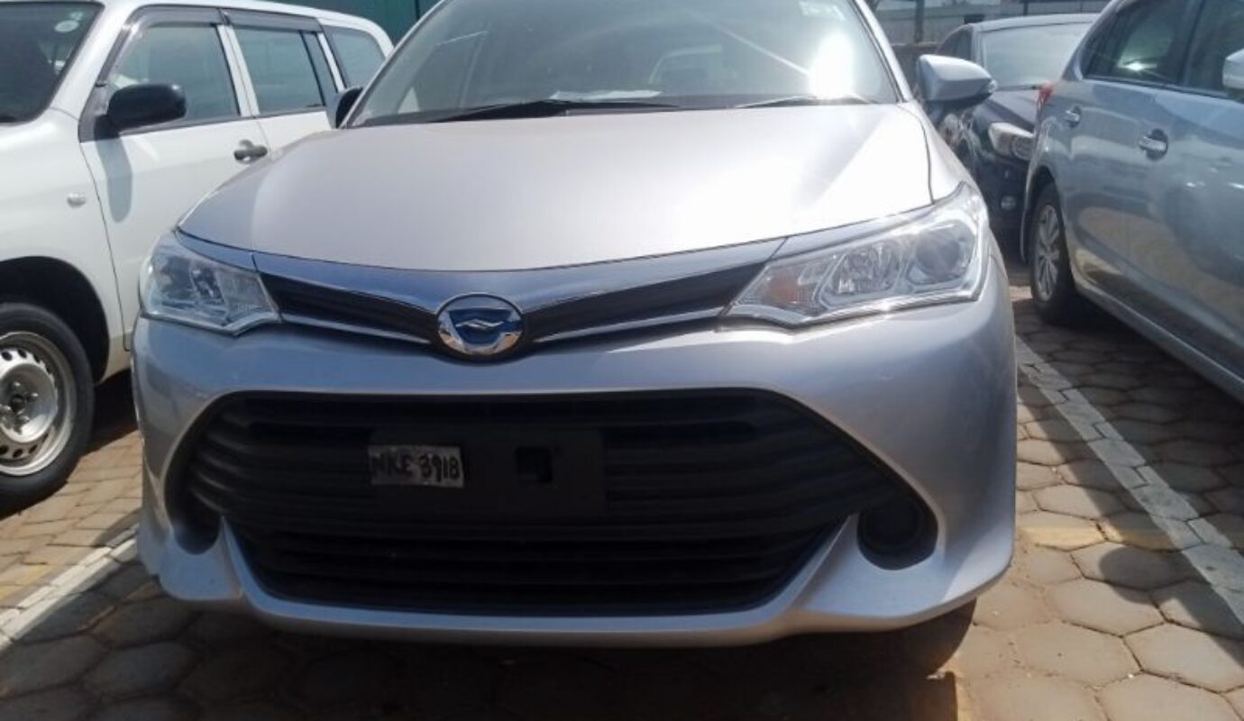 Toyota Fielder Hybrid