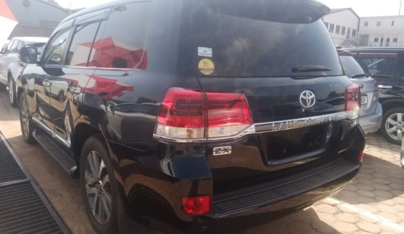 Toyota Land cruiser V8