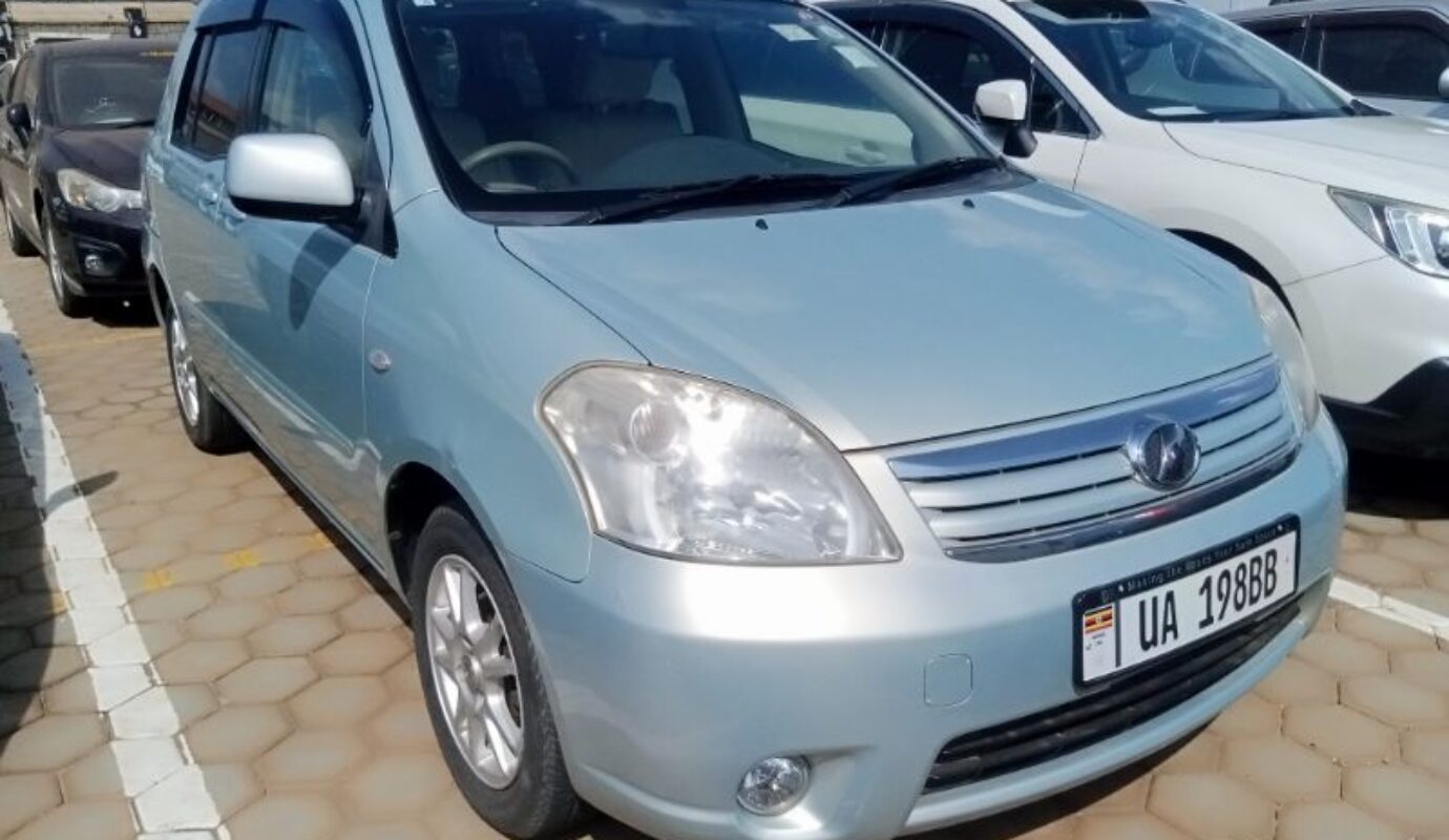 Toyota Raum