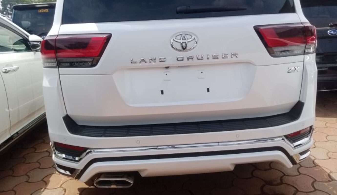 Toyota Land cruiser ZX