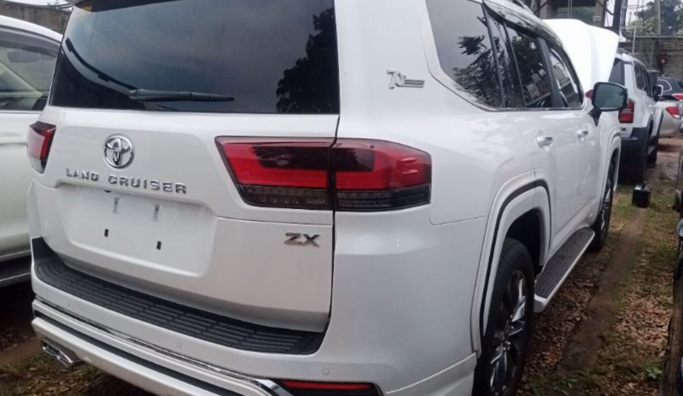 Toyota Land cruiser ZX