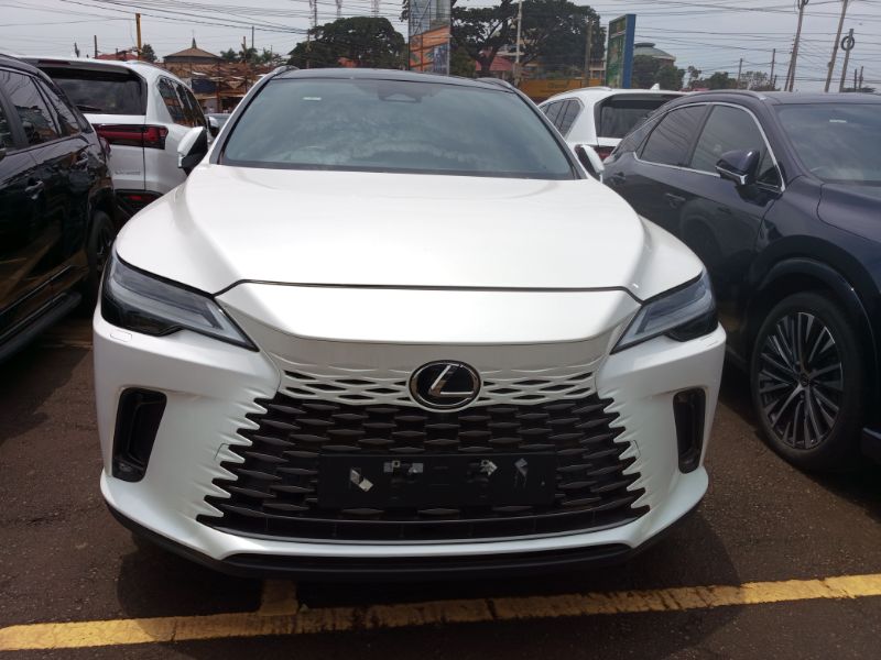 Lexus RX450h+
